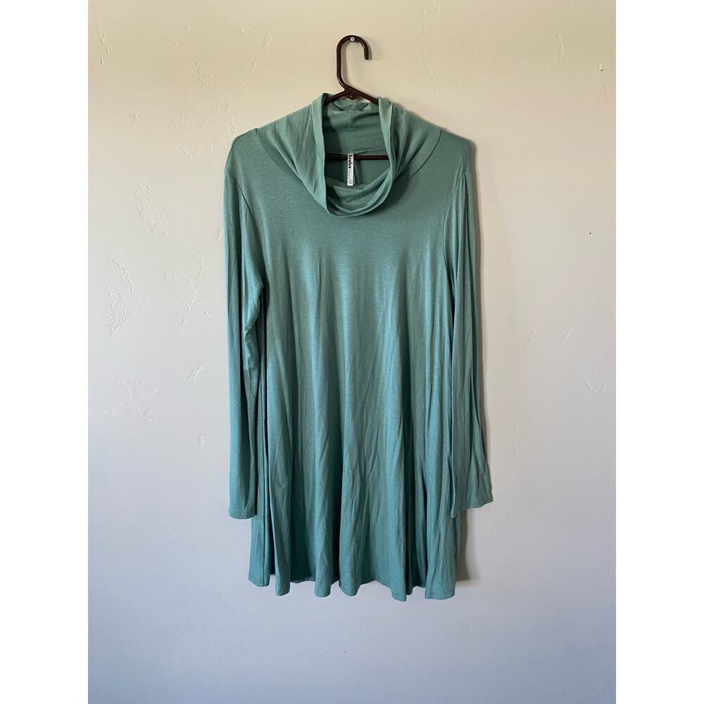 Azules Light Green Long Sleeved Cowl Neck Long Sleeved Blouse